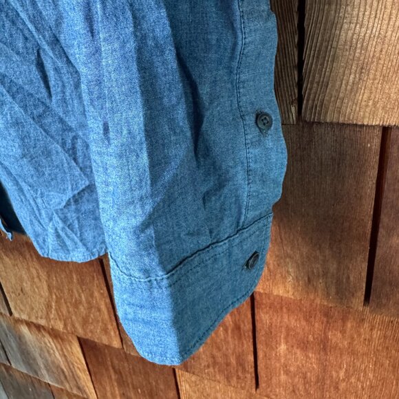Filson Blue Chambray Button Front Long Sleeve Kadin Shirt in Women's Large - Picture 6 of 7